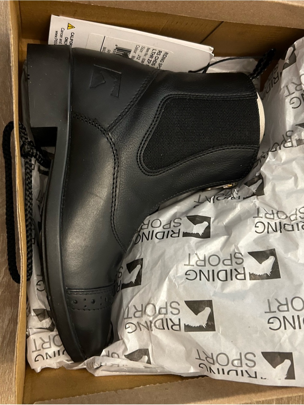 Girl’s Equestrian Riding Black Leather Paddock Boots J12 Never Worn Sports